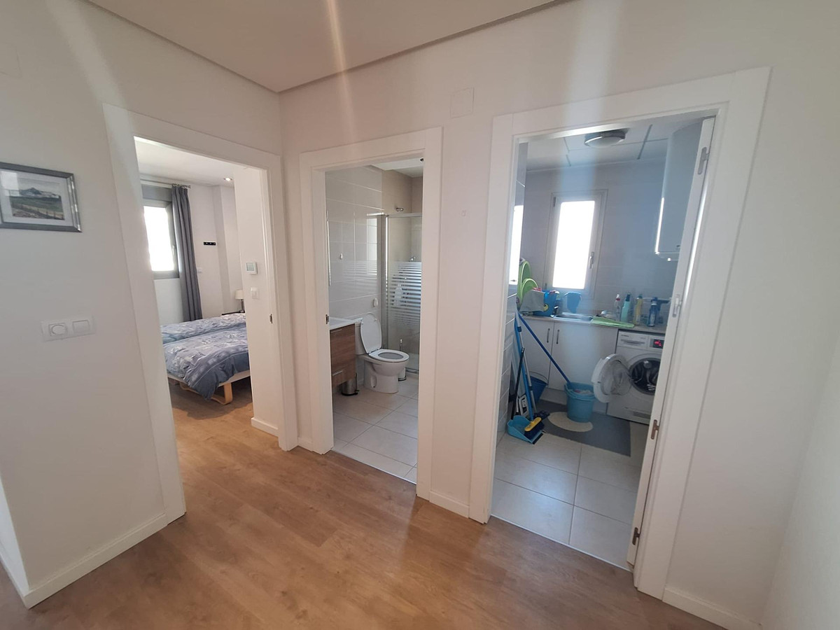 Tussenwoning met 4 Slaapkamers in  Orihuela Costa | Sunny... - Image 18