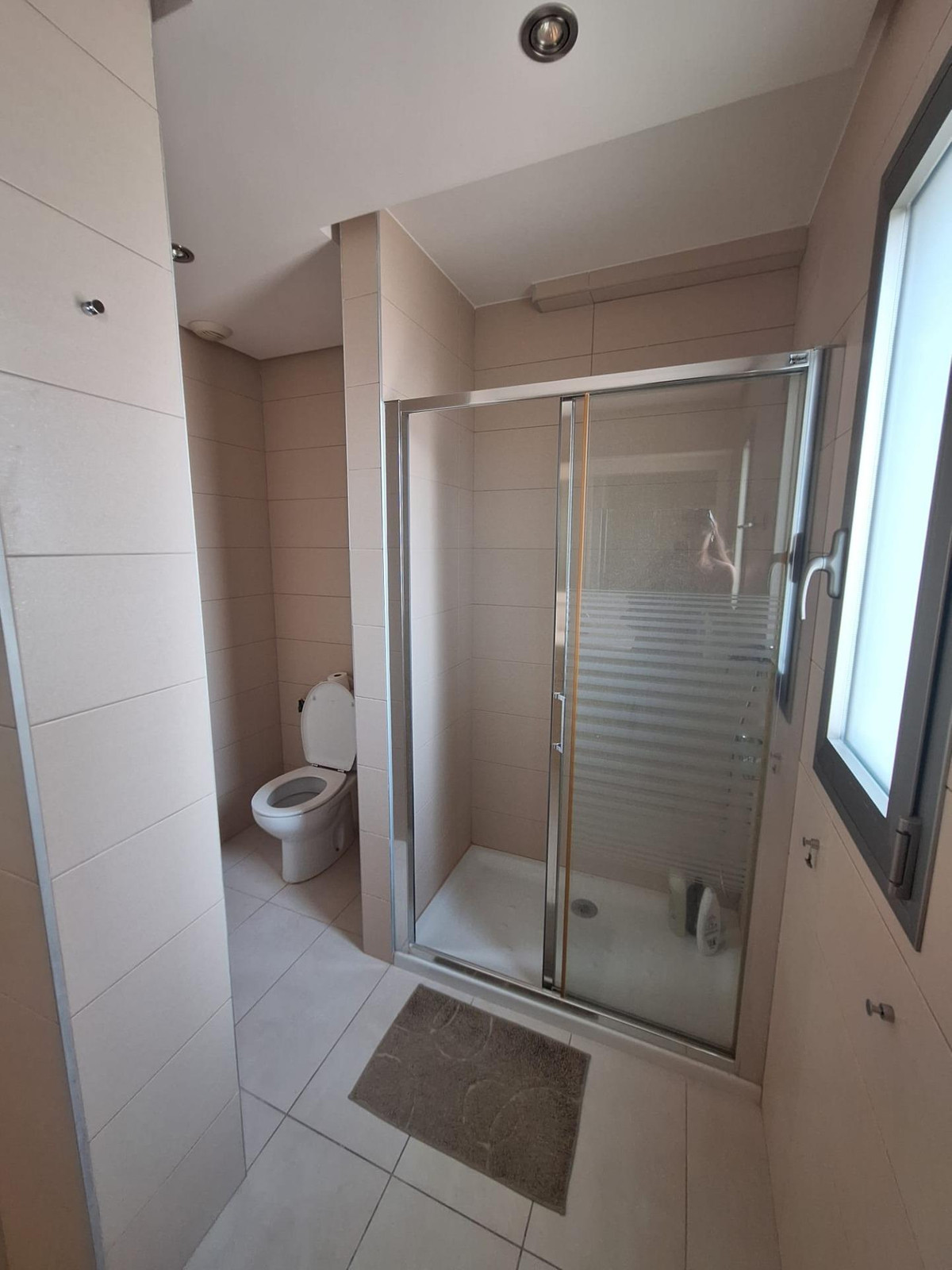 Tussenwoning met 4 Slaapkamers in  Orihuela Costa | Sunny... - Image 22