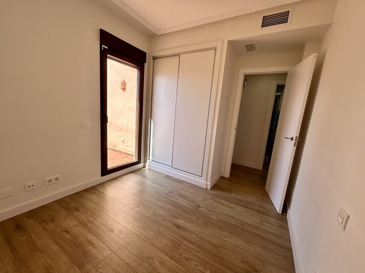 3-Bedroom Apartment in Los Alcázares - Image 16