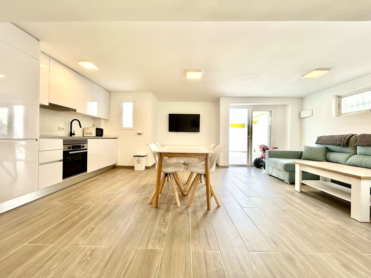 5-Bedroom Villa in Villamartin, Orihuela Costa - Image 30