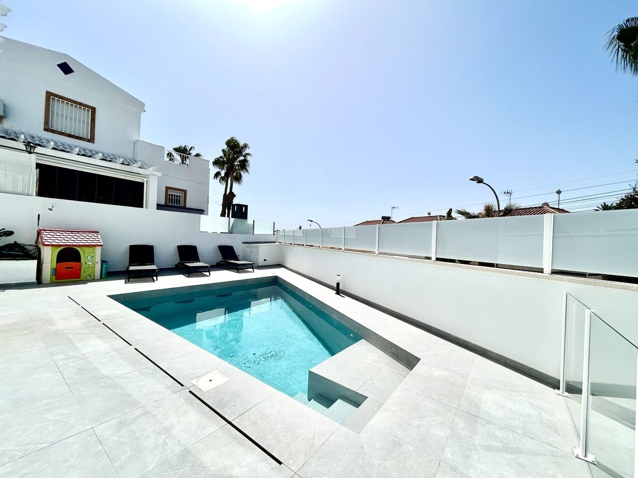 5-Bedroom Villa in Villamartin, Orihuela Costa - Image 43