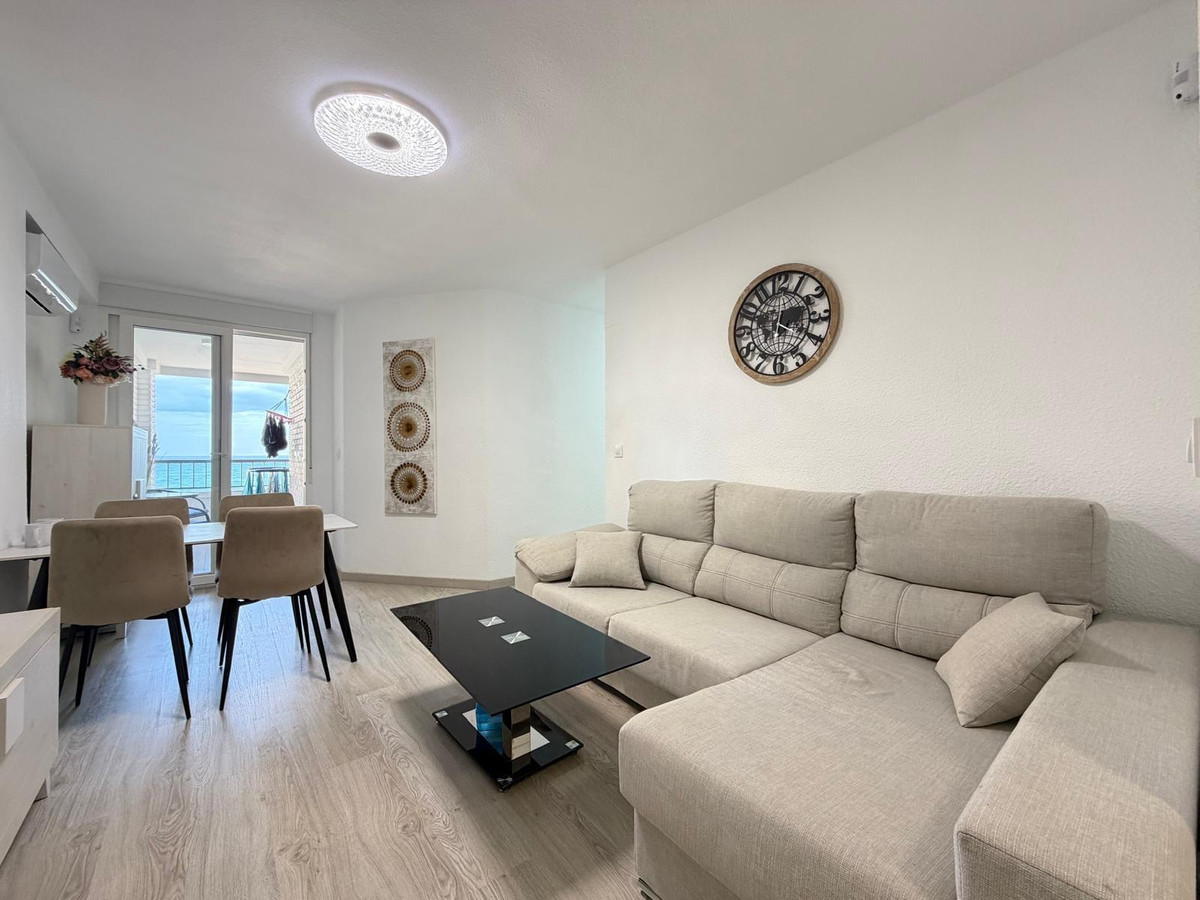 3-Bedroom Middle Floor Apartment in  Torrevieja | Sunny C... - Image 11