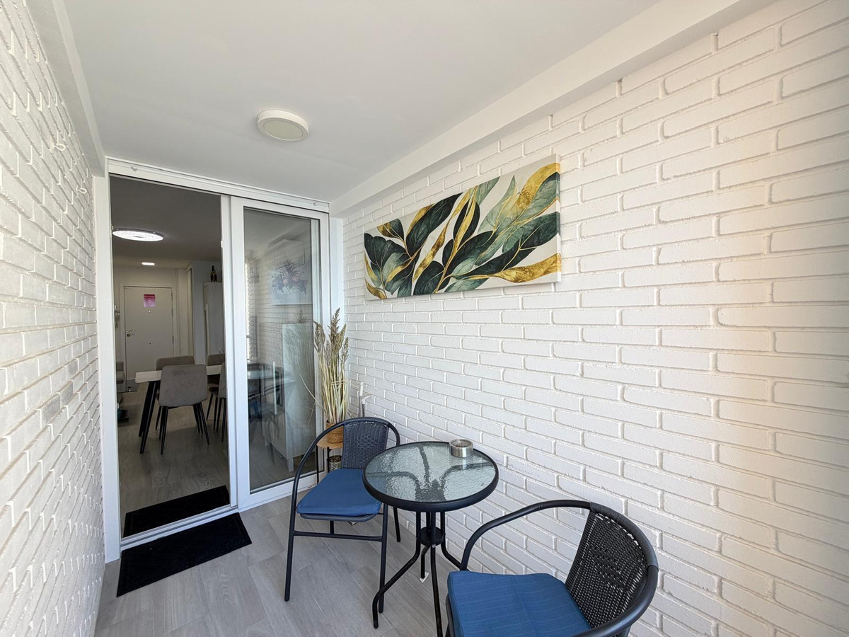 3-Bedroom Middle Floor Apartment in  Torrevieja | Sunny C... - Image 22