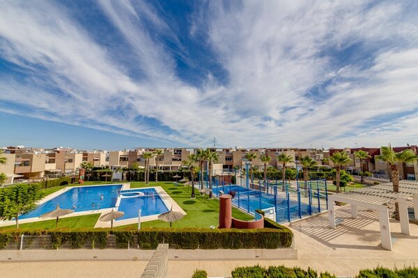 3 magamistuba - Maja - Aguas Nuevas Torrevieja