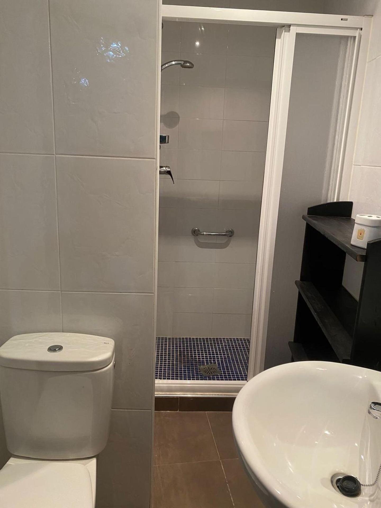 5-Bedroom Villa in Centro, Torrevieja - Image 36