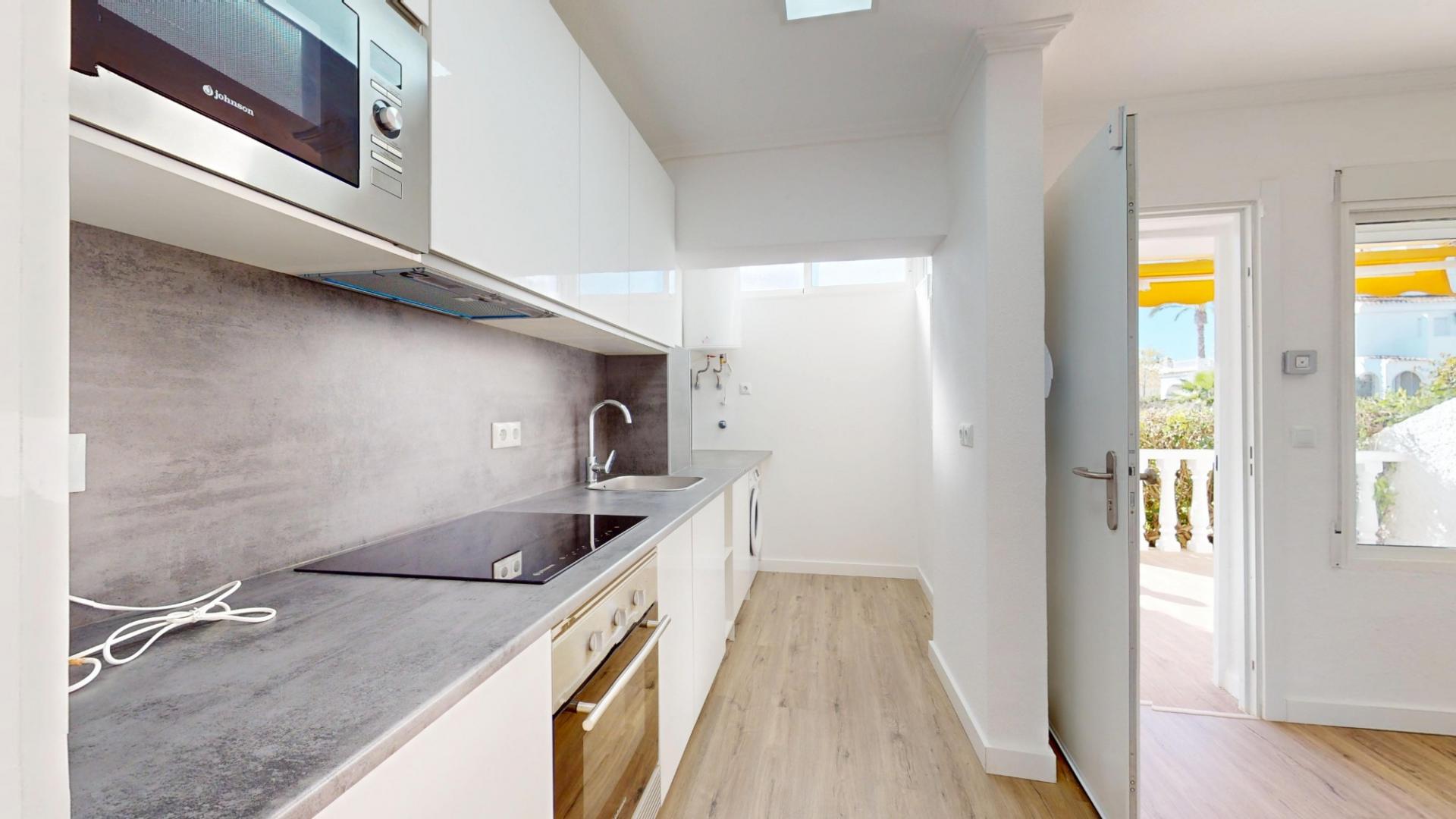 Bungalow de 2 Chambres à Villamartín-las Filipinas, Orihuela Costa - Image 16