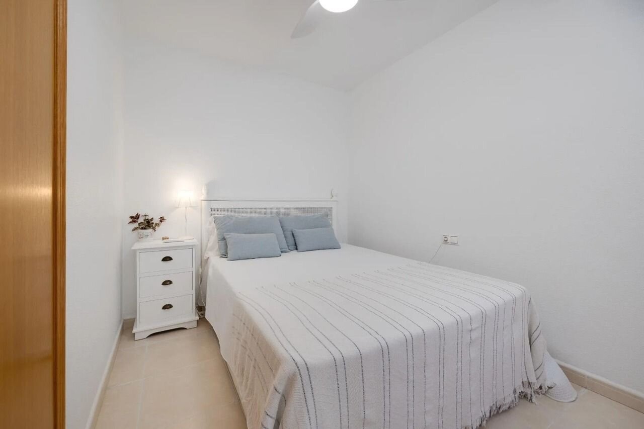 3-Bedroom Penthouse in Habaneras, Torrevieja - Image 24