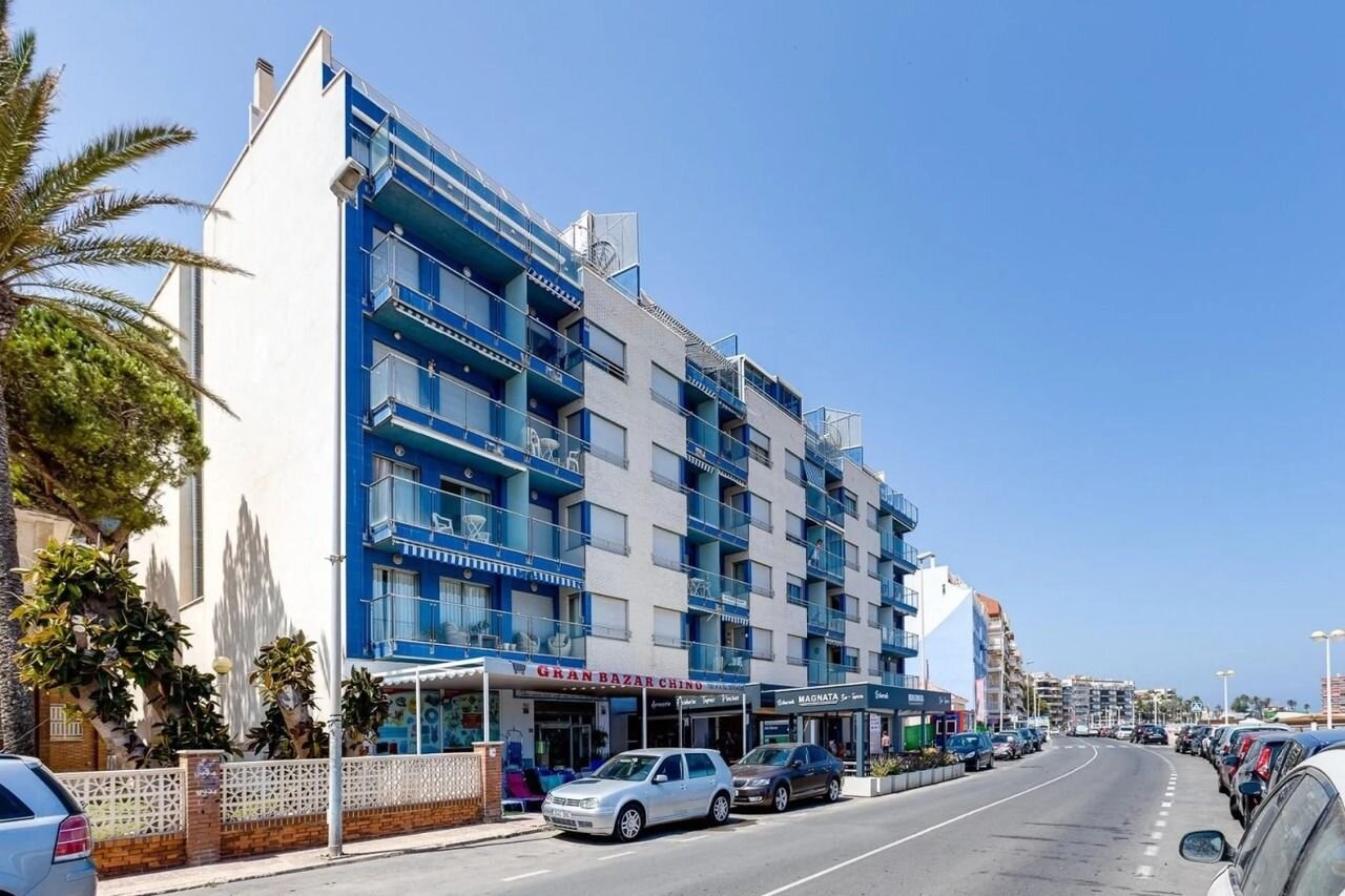 3-Bedroom Penthouse in Habaneras, Torrevieja - Image 37