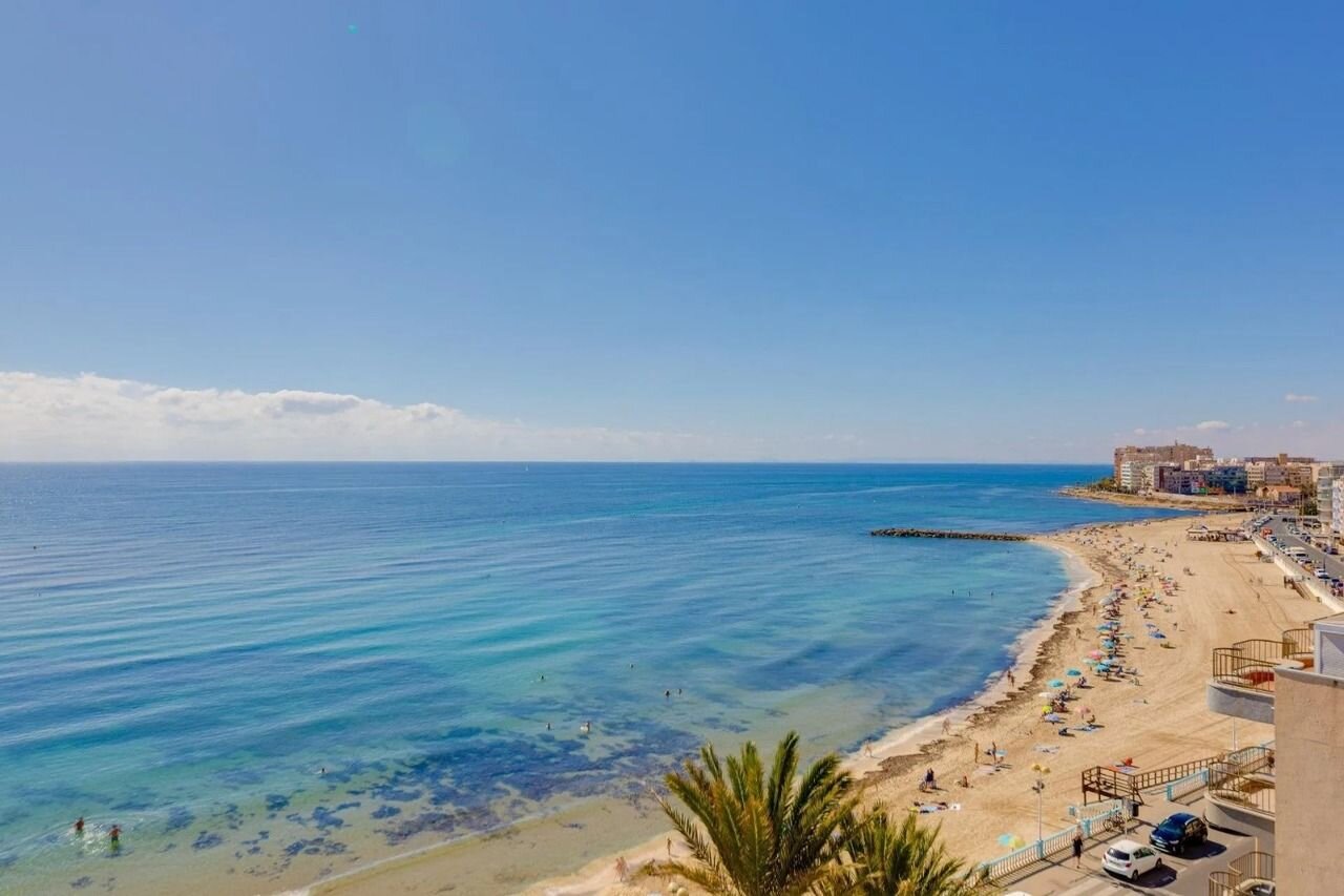 3-Bedroom Penthouse in Habaneras, Torrevieja - Image 39