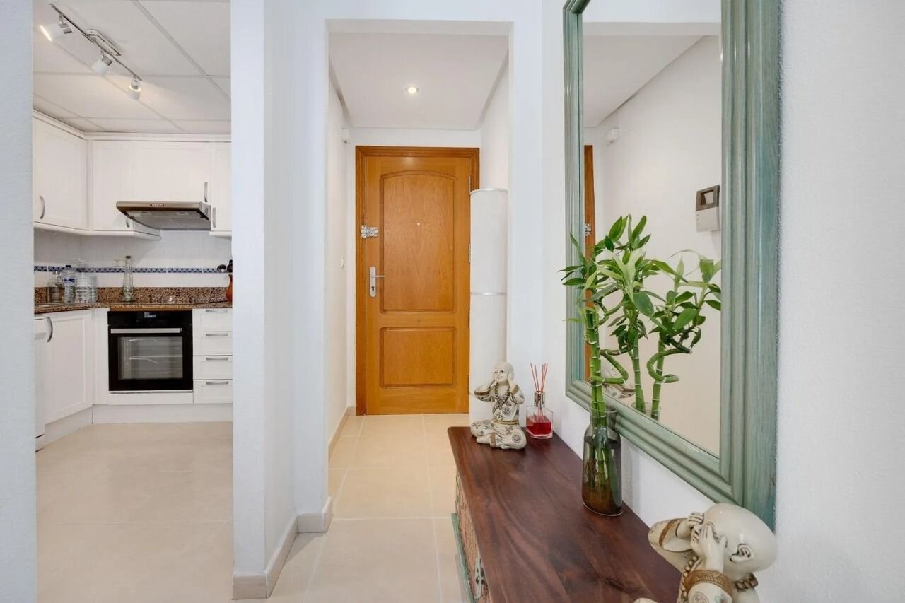3-Bedroom Penthouse in Habaneras, Torrevieja - Image 6