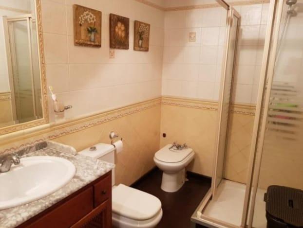 6-Bedroom Villa in Torreblanca, Torrevieja - Image 15