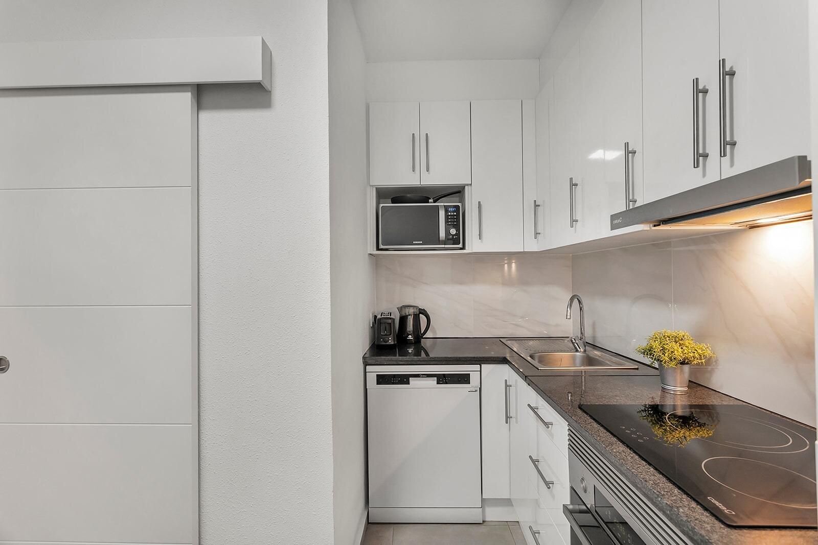 3-Bedroom Apartment in Habaneras, Torrevieja - Image 14