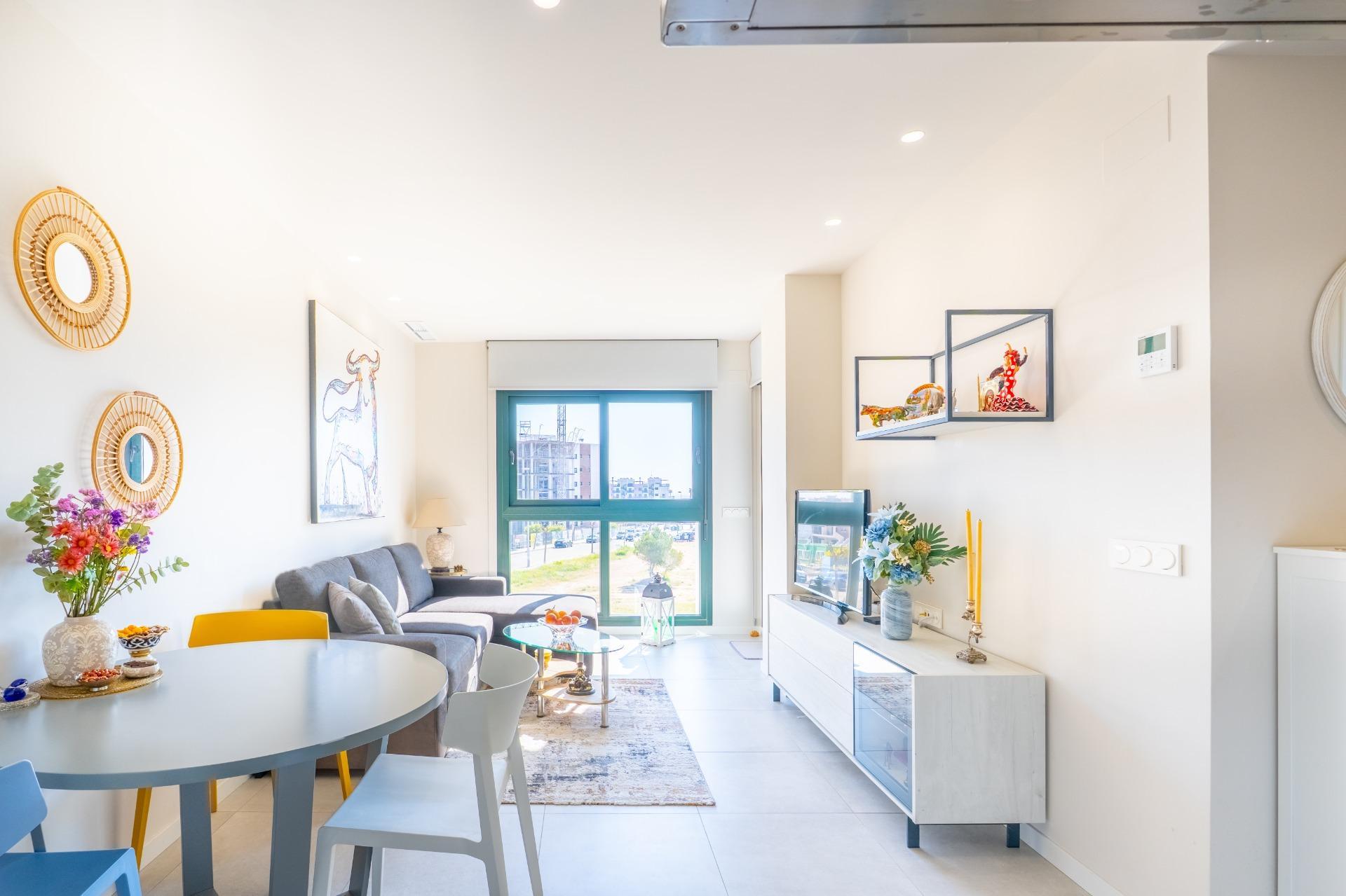 2-Bedroom Apartment in Mil Palmeras, Pilar de la Horadada - Image 11