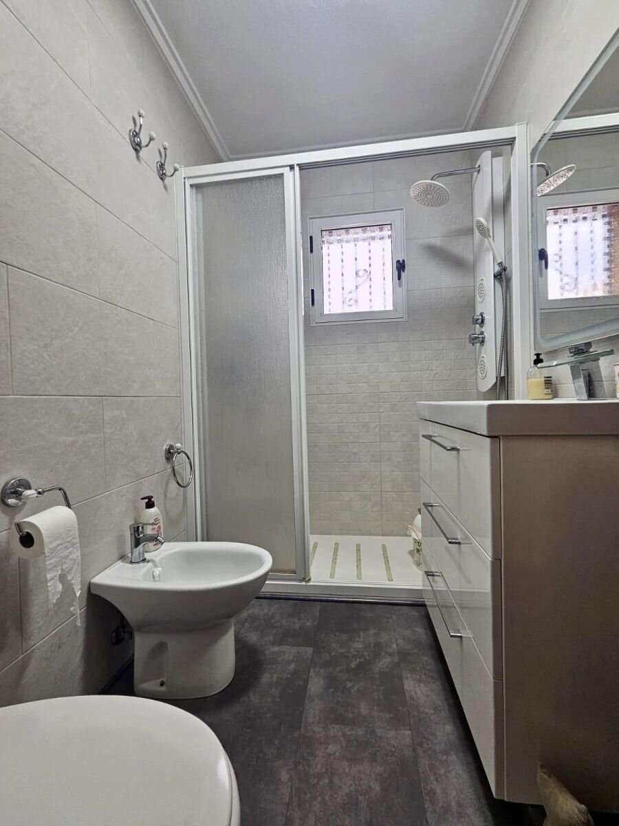 6-Bedroom House in Los Altos, Orihuela Costa - Image 14
