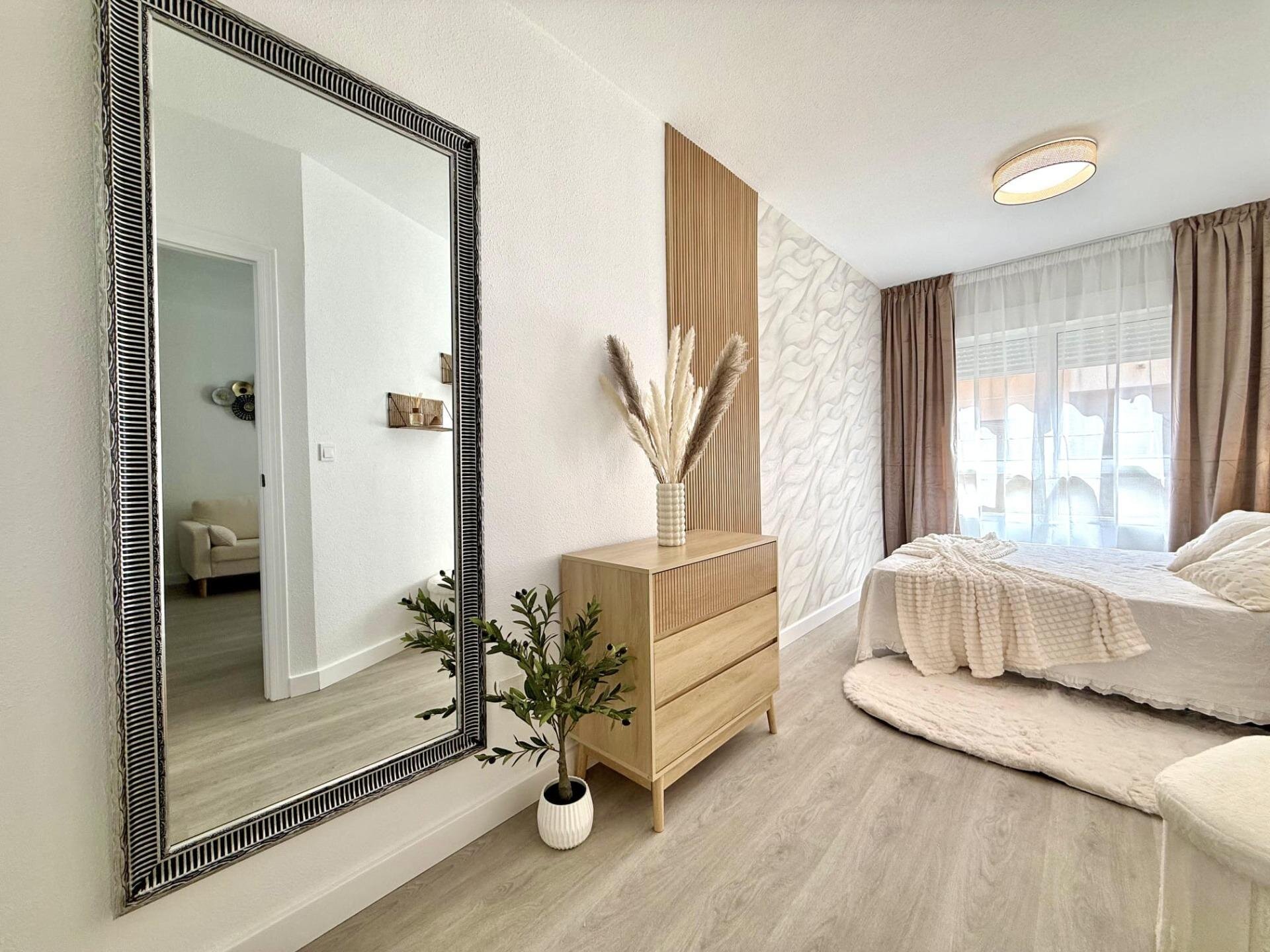 1-Bedroom Apartment in Playa del Cura, Torrevieja - Image 9