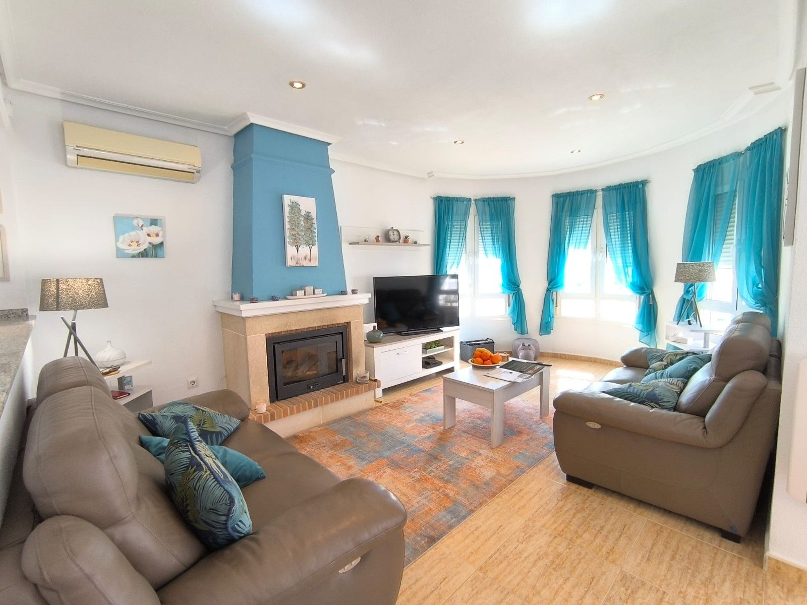 3-Bedroom Villa in Urbanizaciones, Guardamar del Segura - Image 12