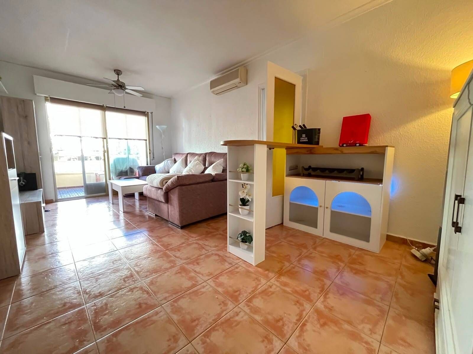 3-Bedroom Apartment in Villananitos, Lo Pagan - Image 19