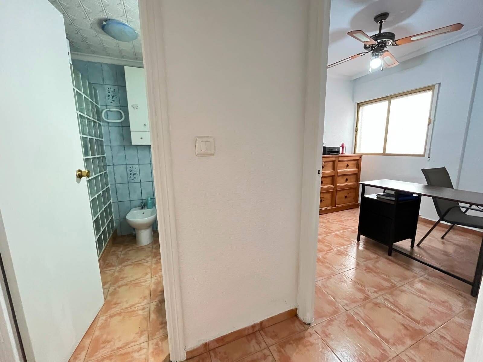3-Bedroom Apartment in Villananitos, Lo Pagan - Image 23