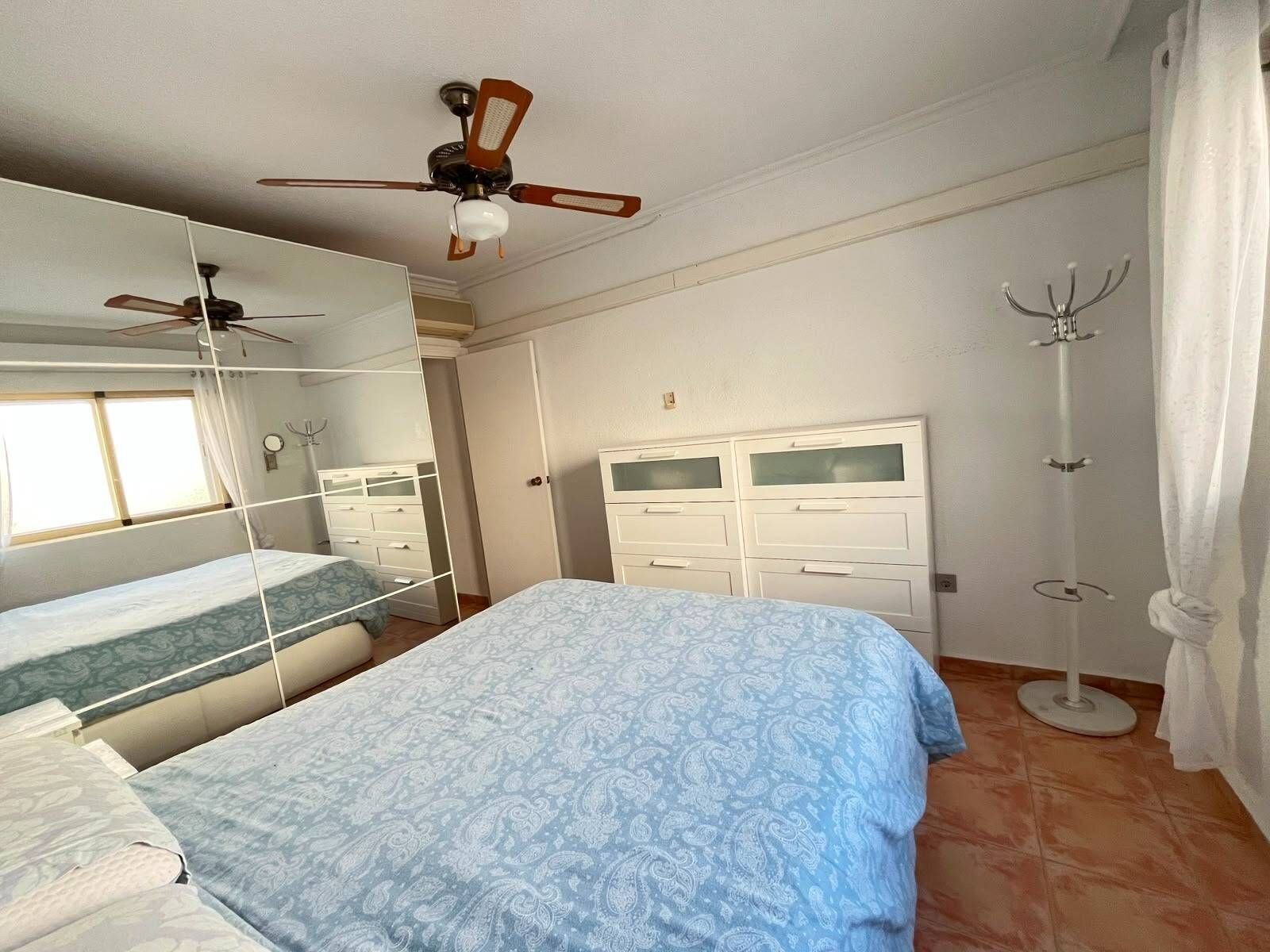 3-Bedroom Apartment in Villananitos, Lo Pagan - Image 28