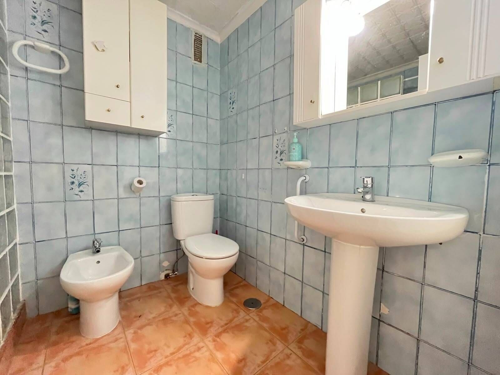 3-Bedroom Apartment in Villananitos, Lo Pagan - Image 33