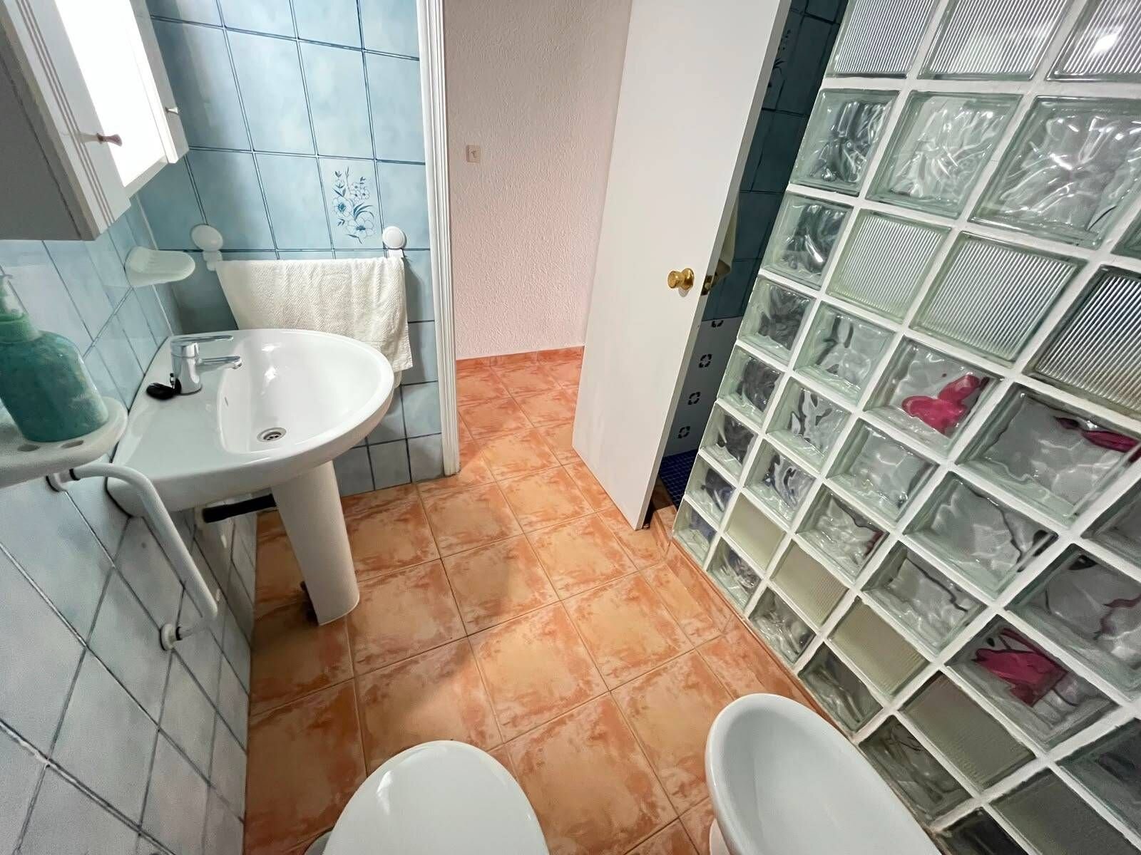 3-Bedroom Apartment in Villananitos, Lo Pagan - Image 34