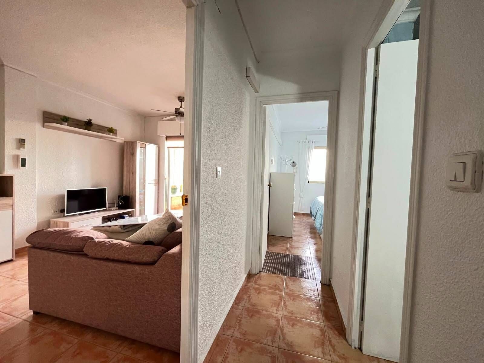 3-Bedroom Apartment in Villananitos, Lo Pagan - Image 39