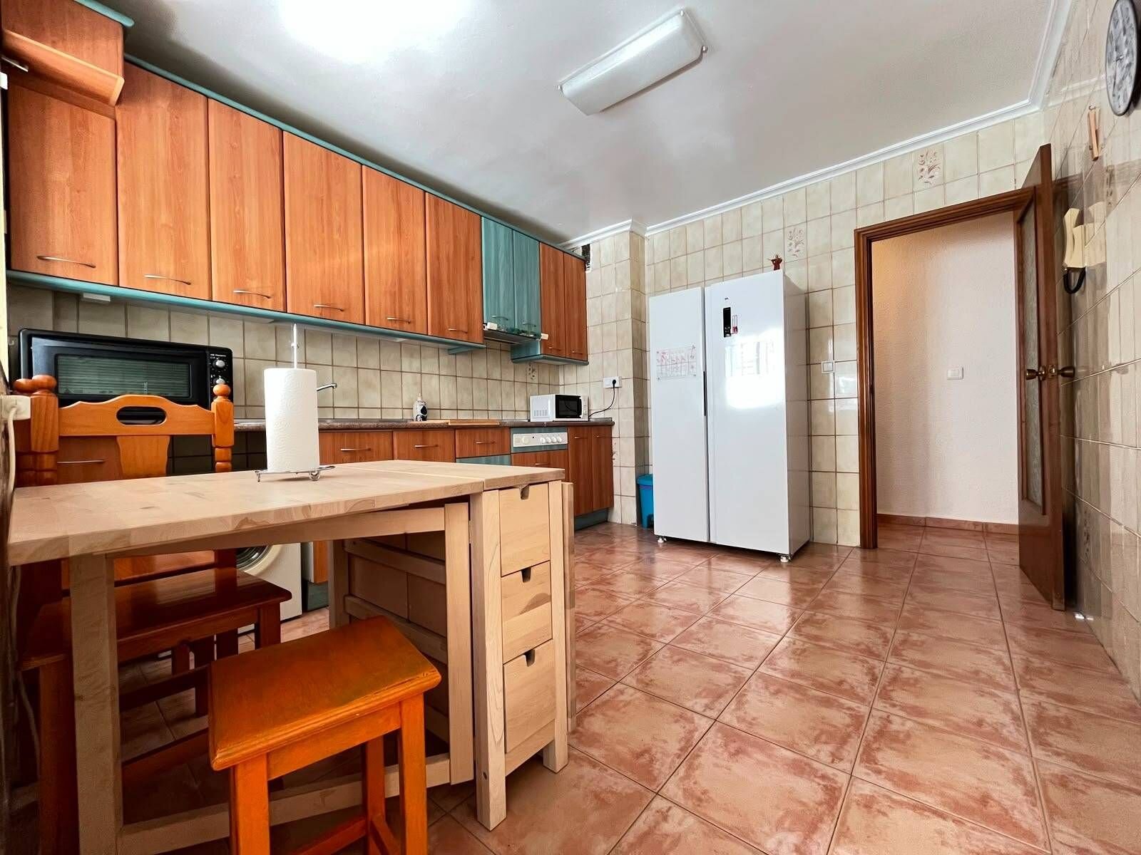 3-Bedroom Apartment in Villananitos, Lo Pagan - Image 47