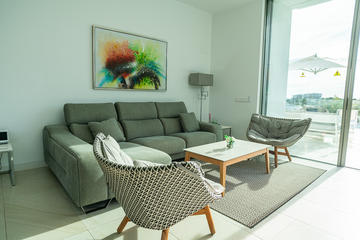 Vrijstaande villa met 4 Slaapkamers in Las Colinas Golf, ... - Image 21