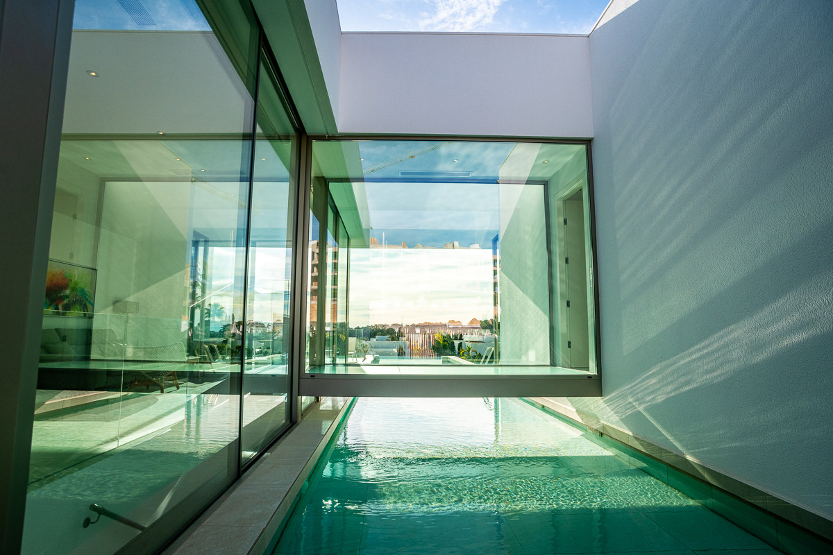 Vrijstaande villa met 4 Slaapkamers in Las Colinas Golf, ... - Image 6