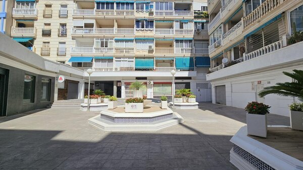 2-Bedroom Apartment in Habaneras, Torrevieja