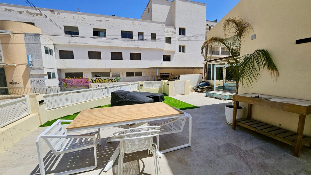 3-Bedroom Semi-Detached House in Santiago de la Ribera, S... - Image 11