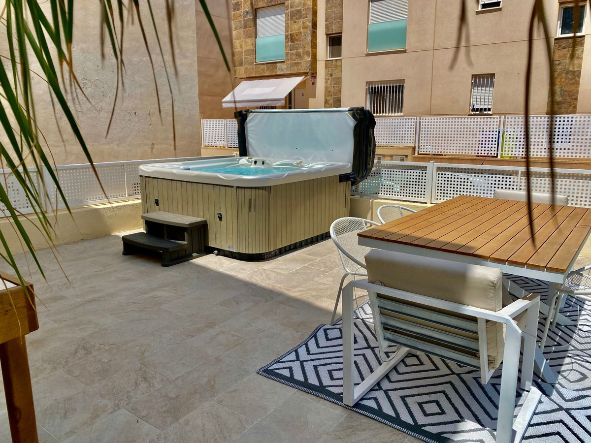 3-Bedroom Semi-Detached House in Santiago de la Ribera, S... - Image 2