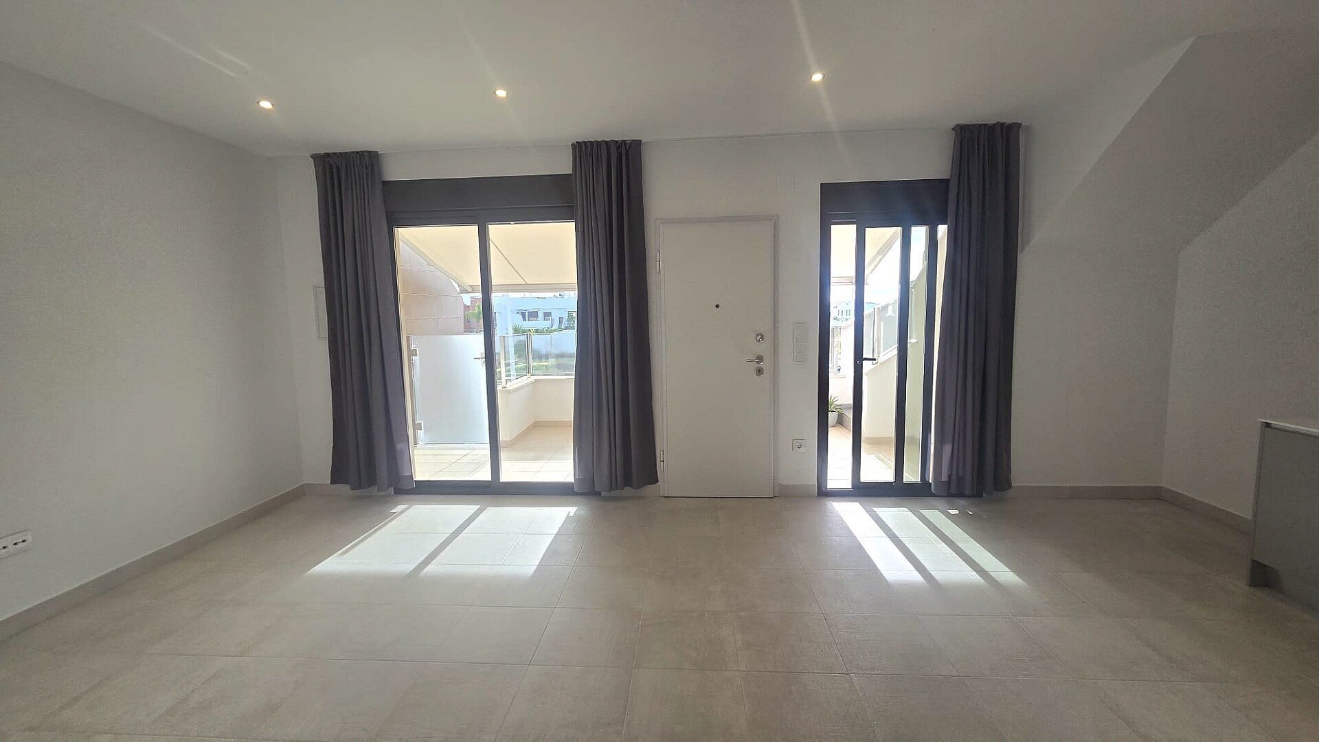 2-Bedroom Penthouse in Pilar de la Horadada - Image 7