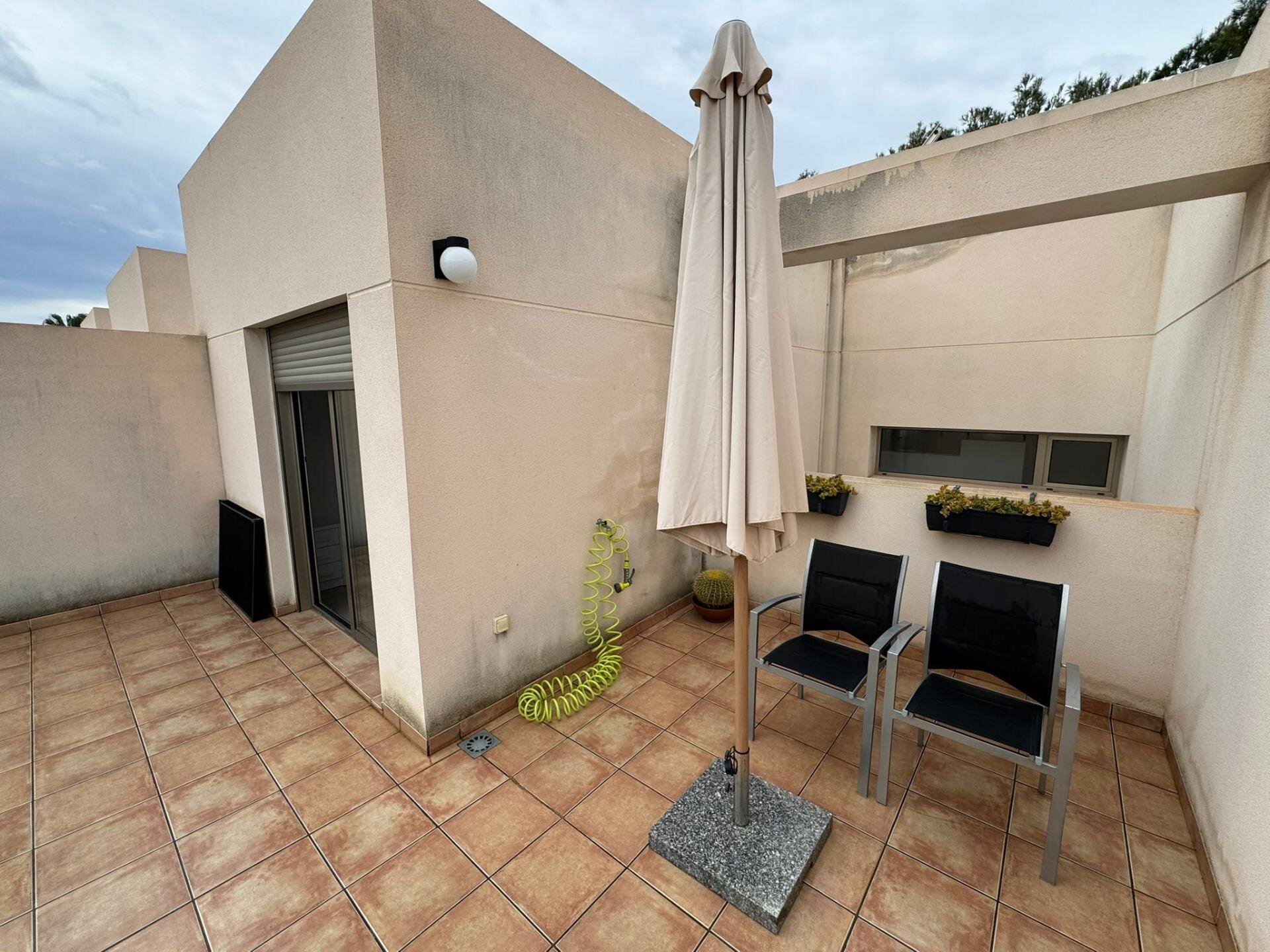 Huis met 3 Slaapkamers in Punta Prima, Torrevieja - Image 23