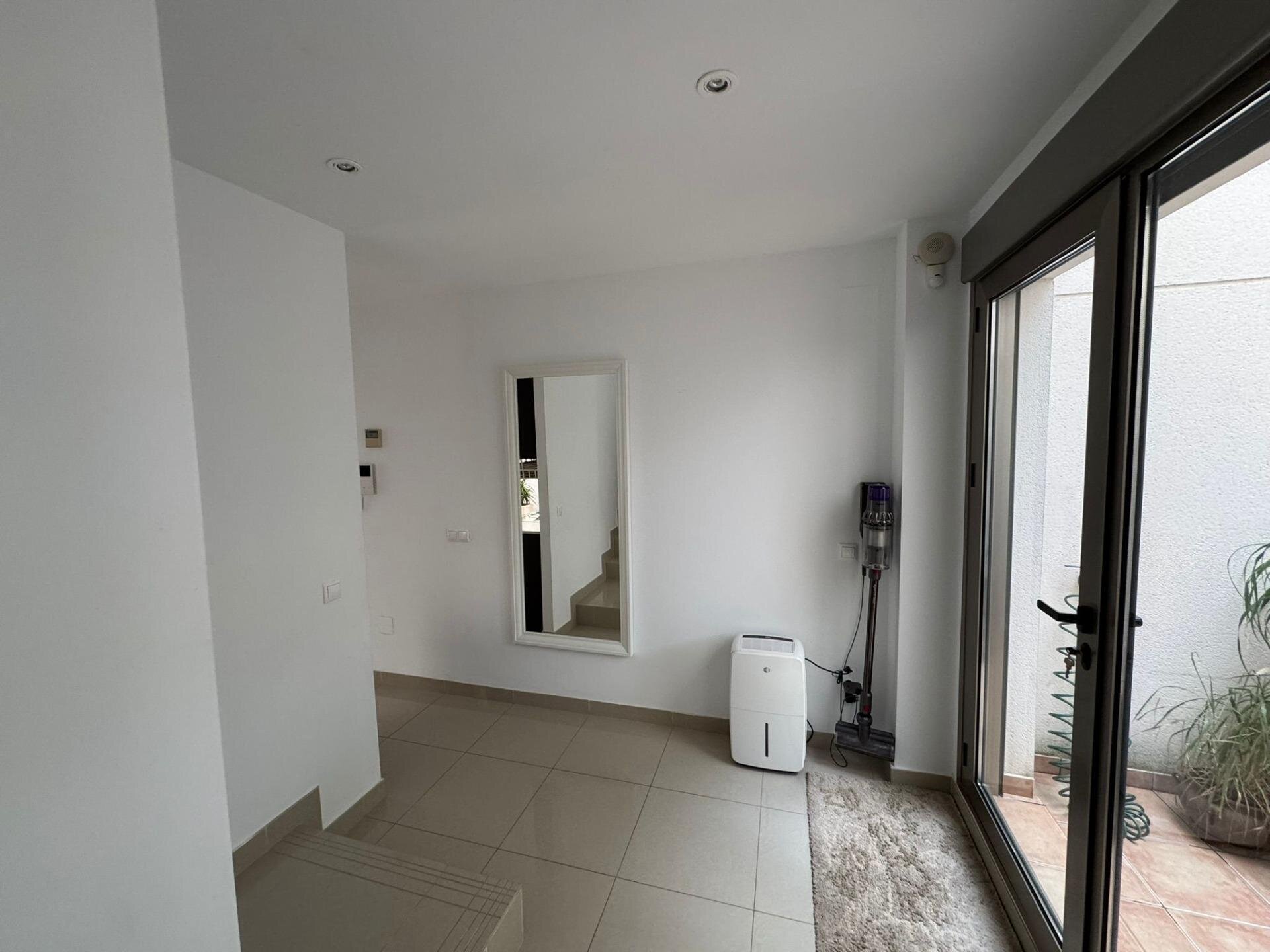 Huis met 3 Slaapkamers in Punta Prima, Torrevieja - Image 9
