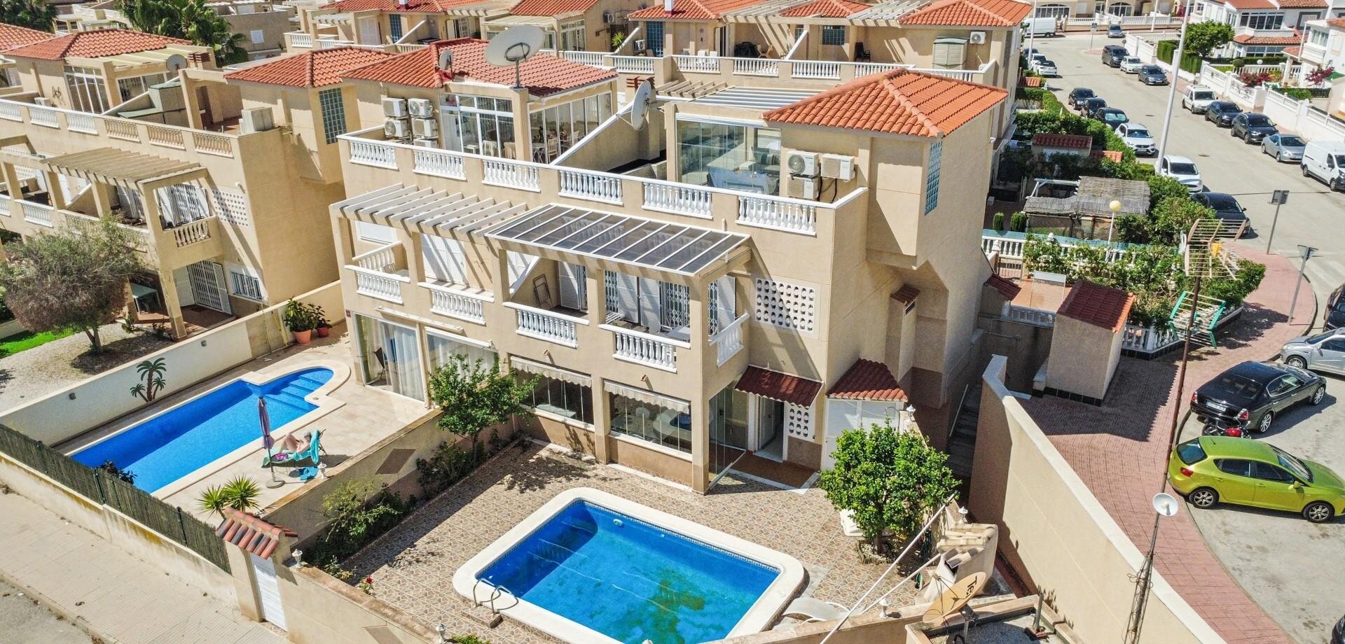 Appartement de 3 Chambres à La Ciñuelica, Orihuela Costa - Image 2
