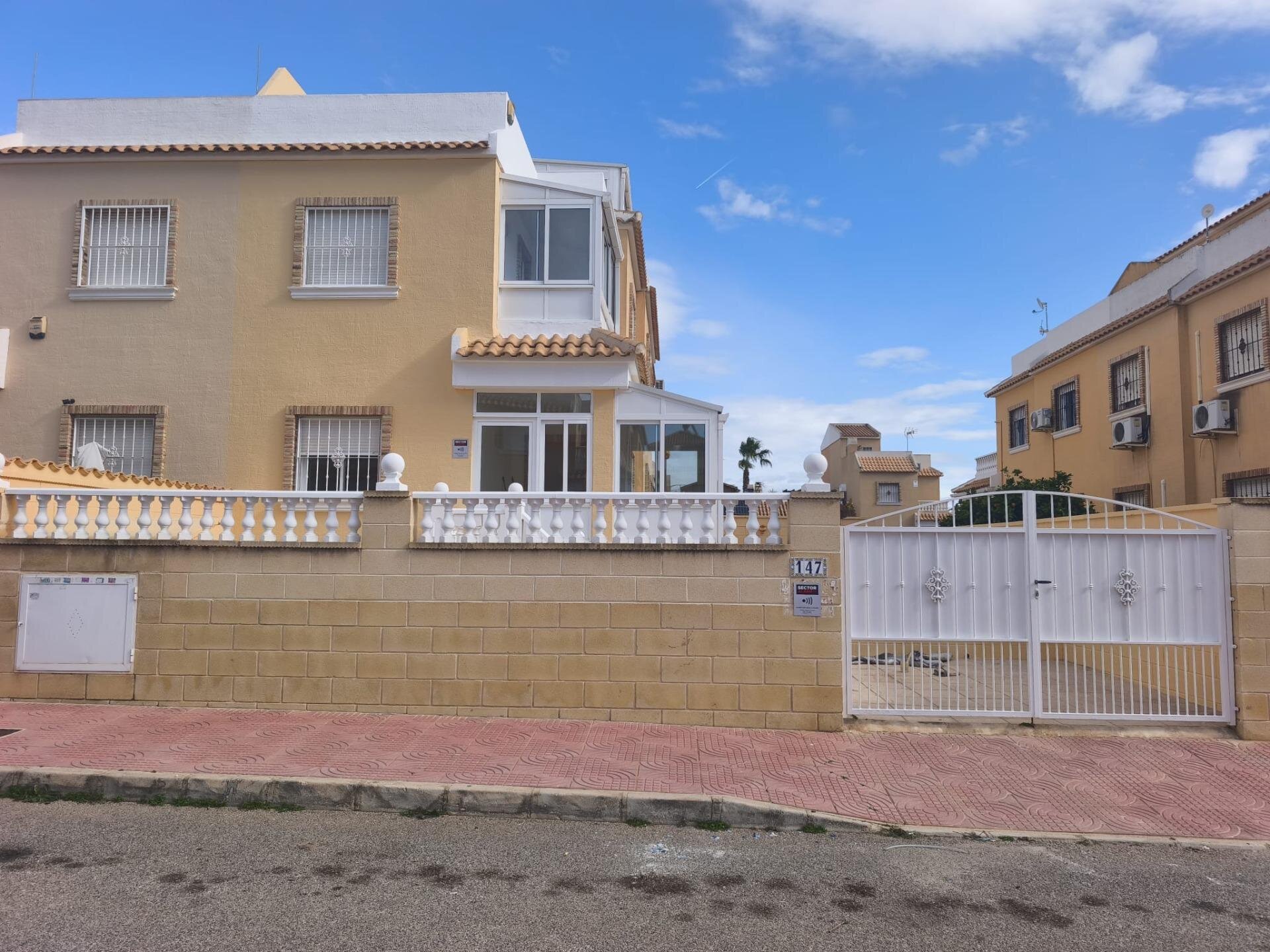 Casa de 3 Dormitorios en Lo Marabú, Rojales - Image 2
