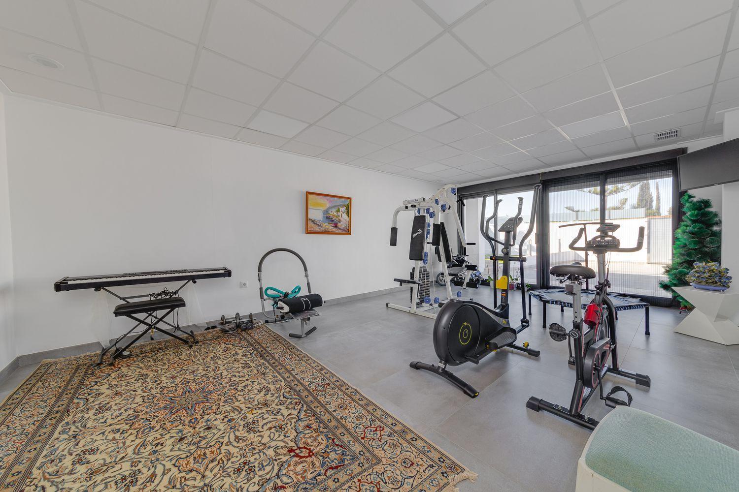 3-Bedroom Villa in Miramar - Torre del Moro, Torrevieja - Image 29