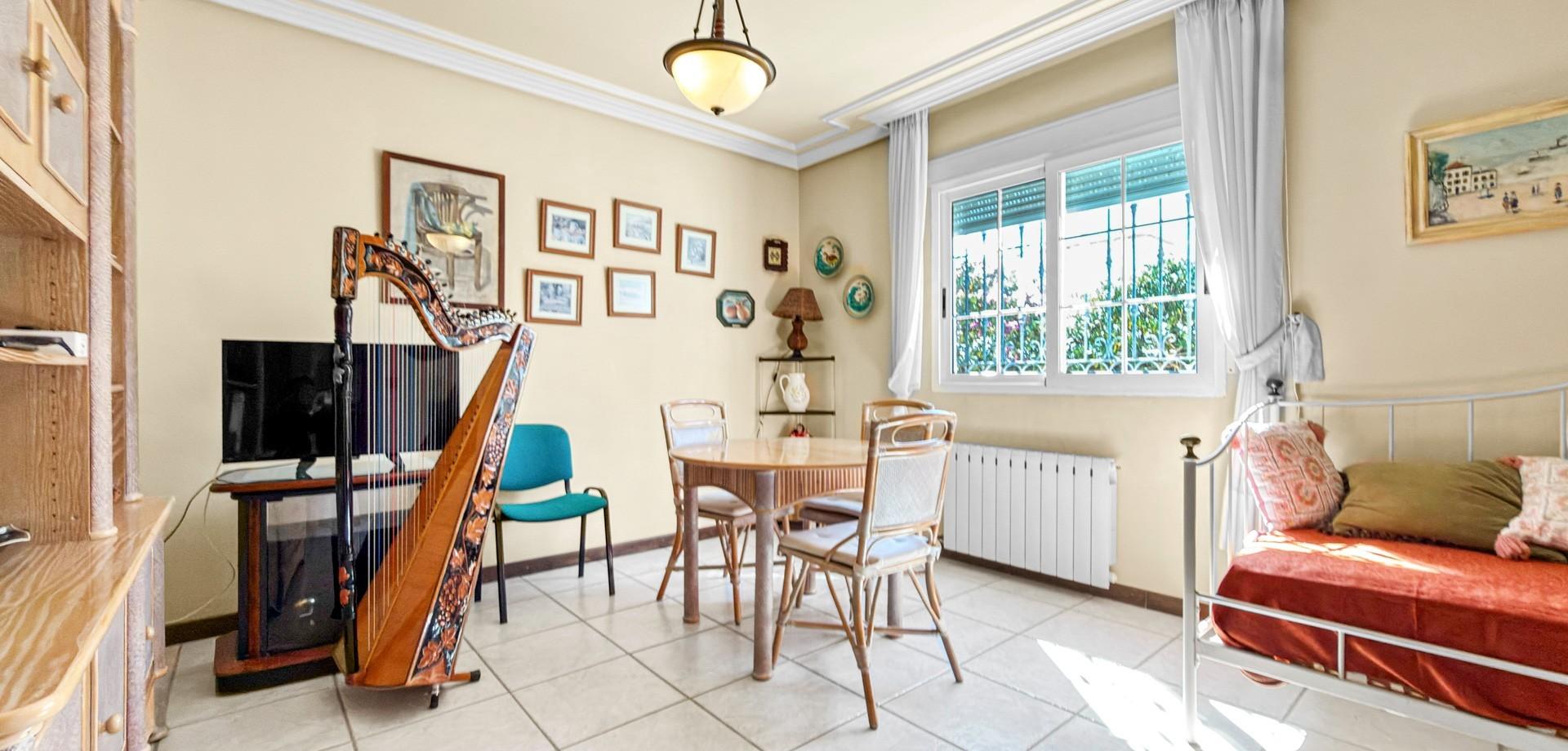 5-Bedroom Villa in Torre la Mata, Torrevieja - Image 17