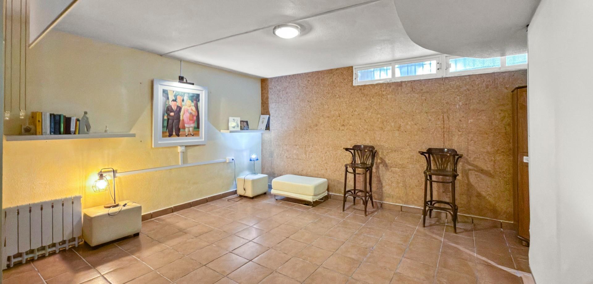 5-Bedroom Villa in Torre la Mata, Torrevieja - Image 46