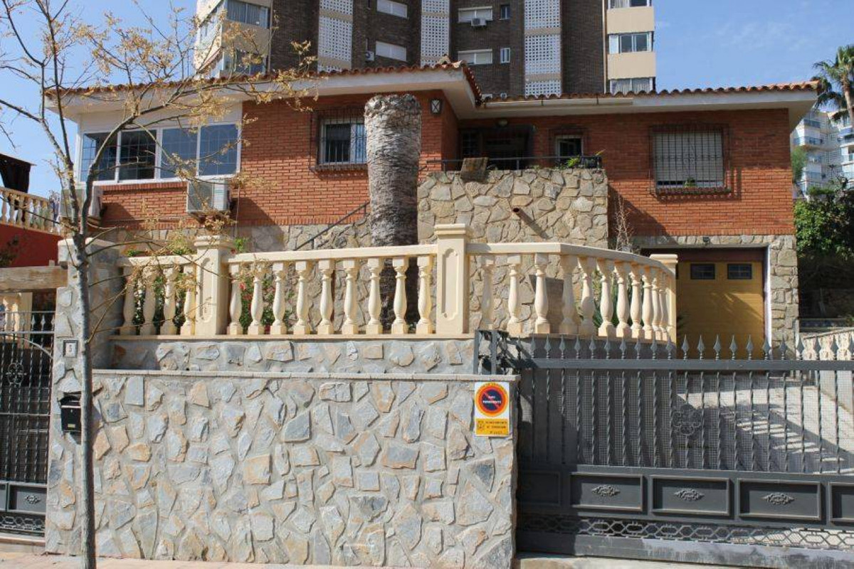9-Bedroom Detached House in Benidorm | Sunny Casas - Cos... - Image 19