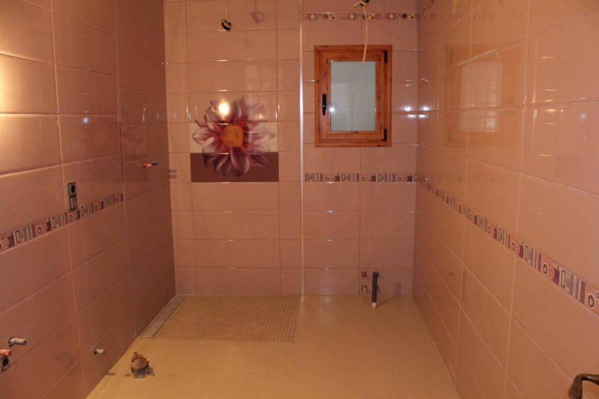 9-Bedroom Detached House in Benidorm | Sunny Casas - Cos... - Image 5