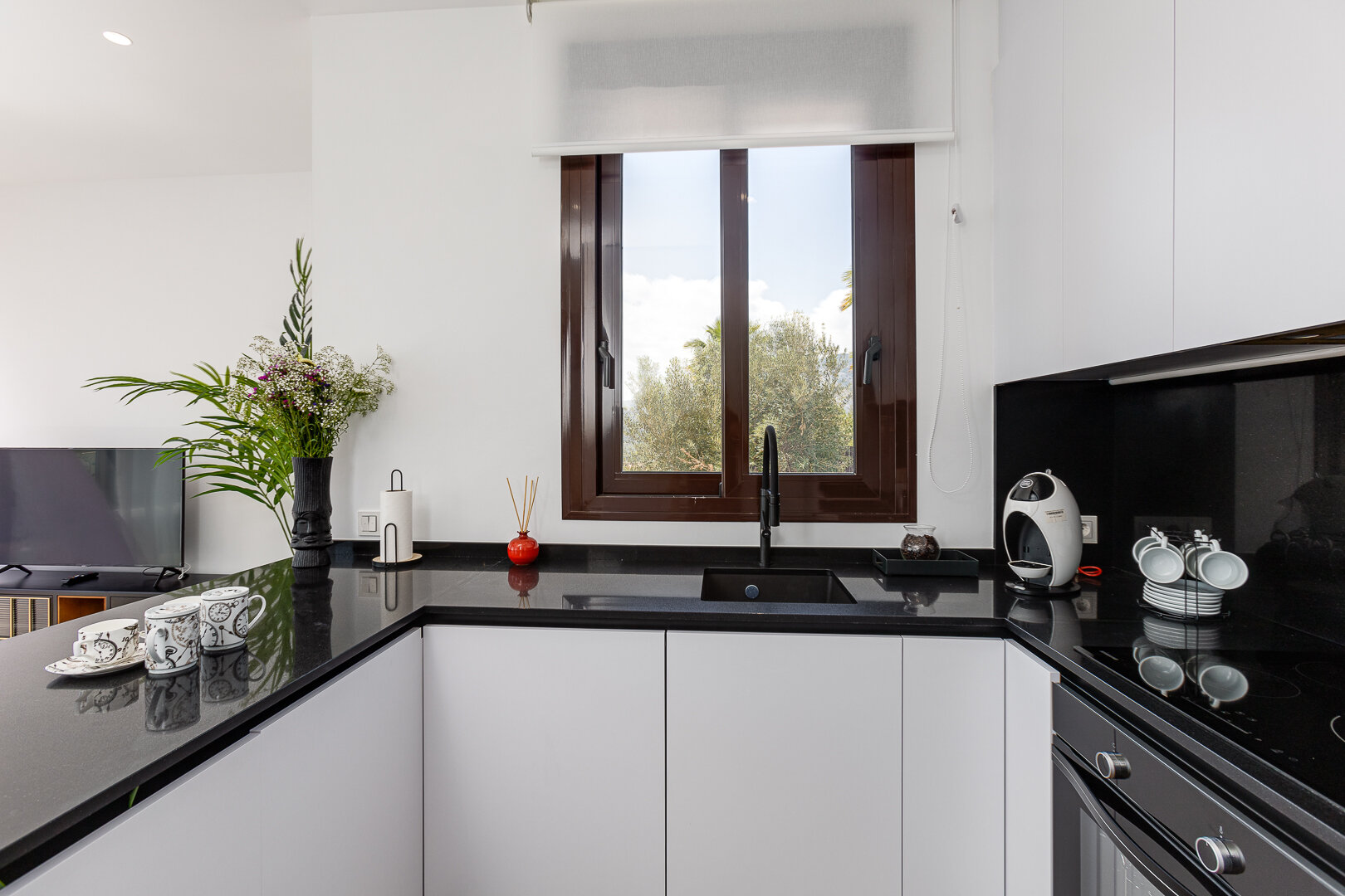 4-Bedroom Detached House in Finestrat - Image 10