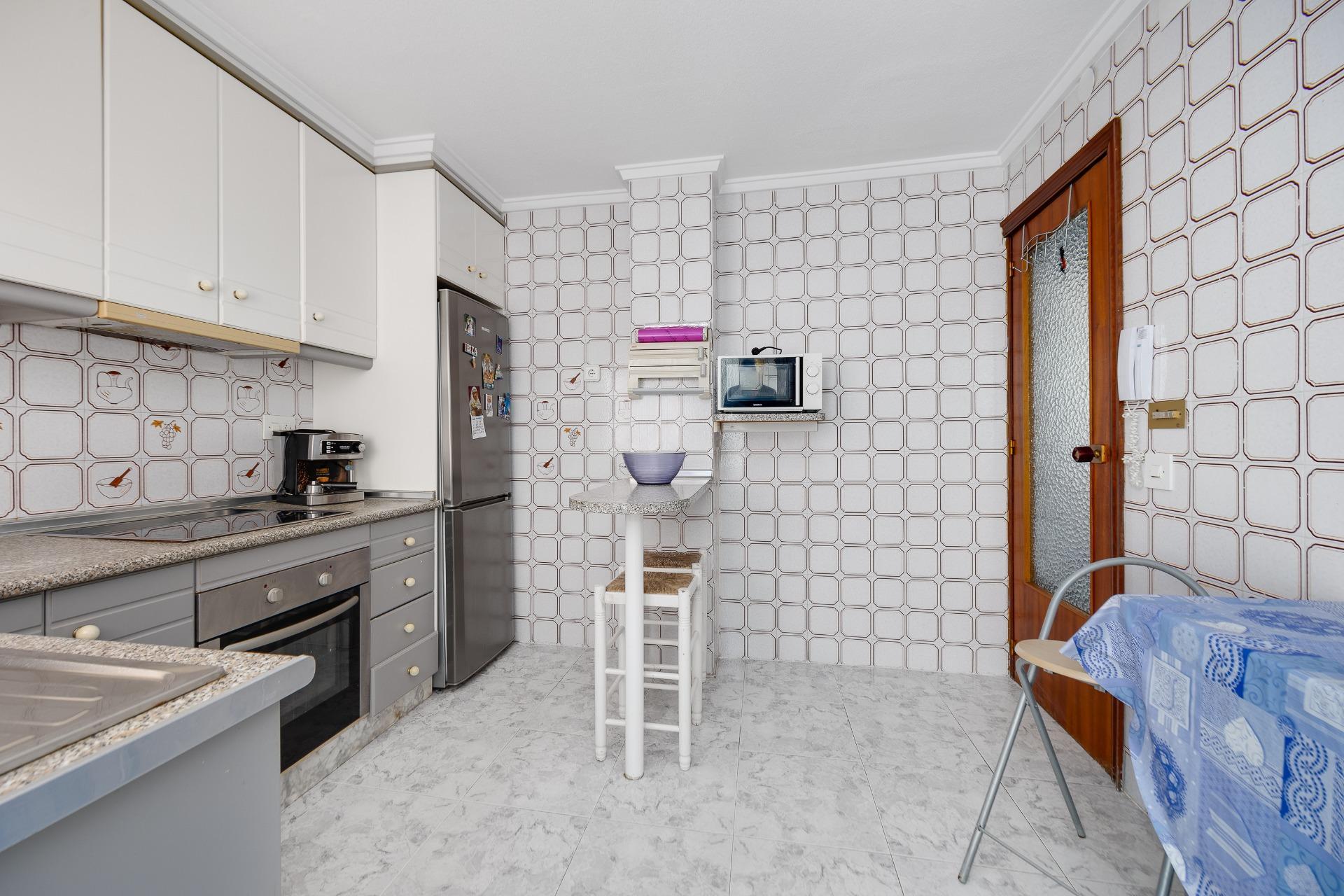 Apartment in Torrevieja - Image 10
