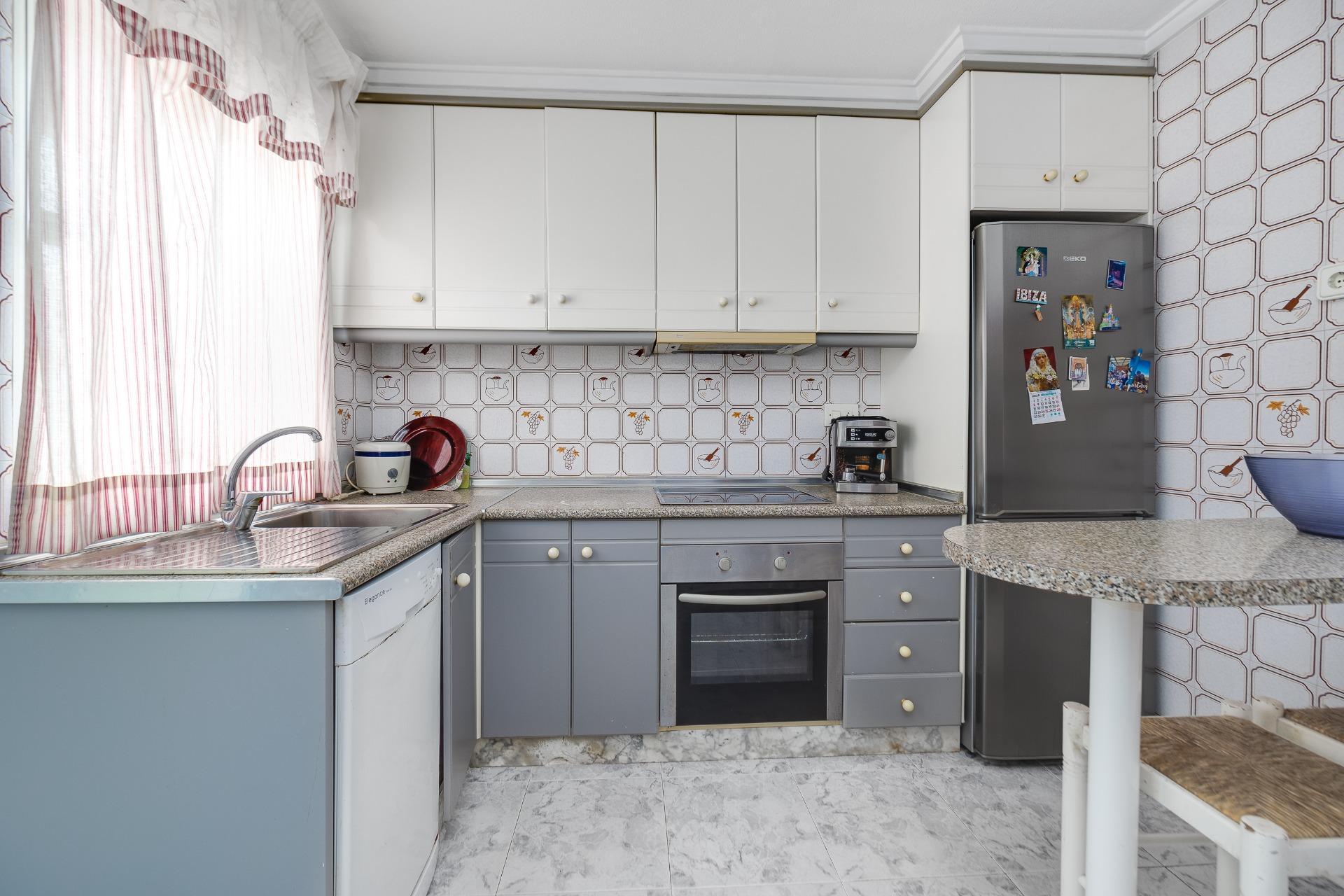 Apartment in Torrevieja - Image 11
