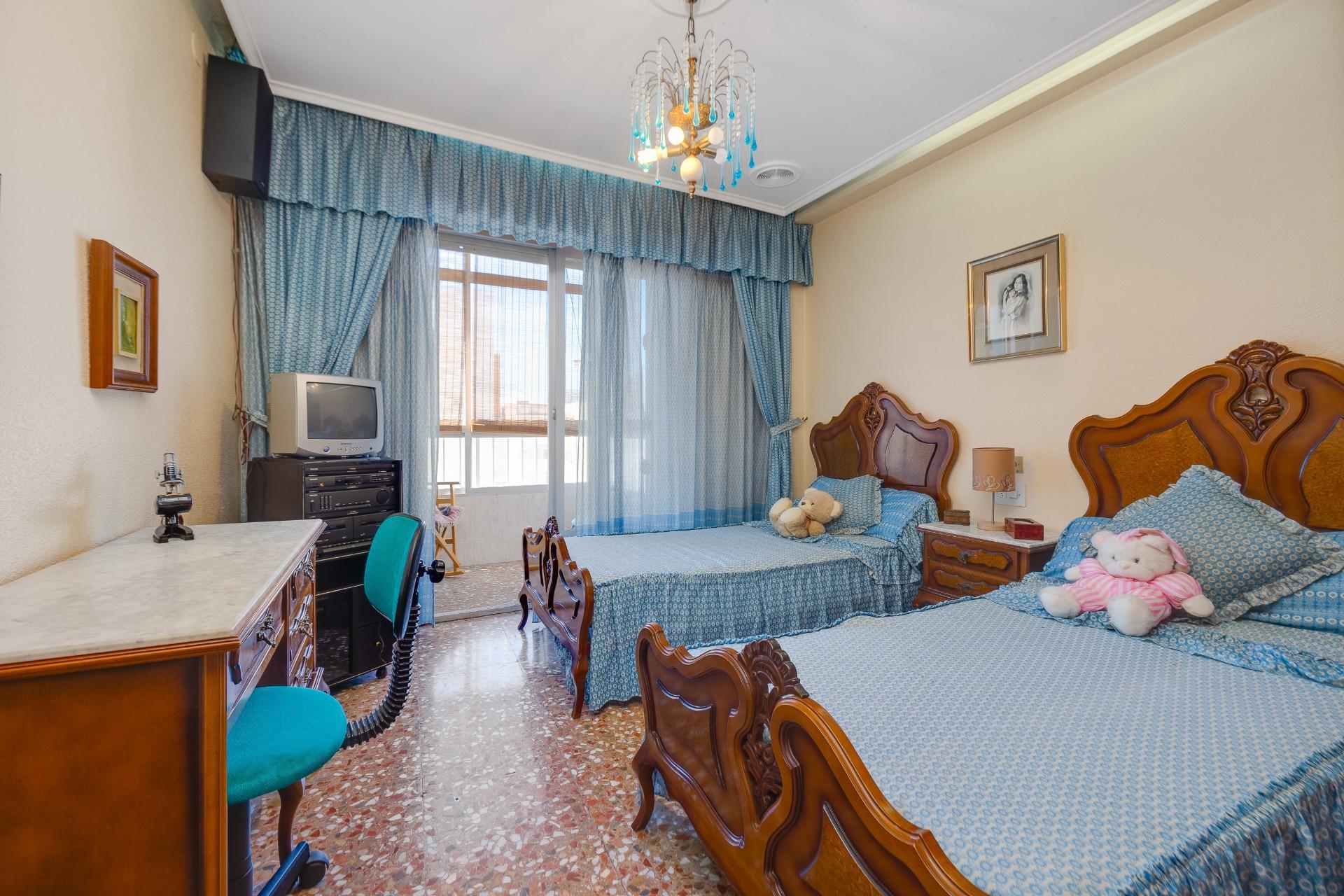 Apartment in Torrevieja - Image 16