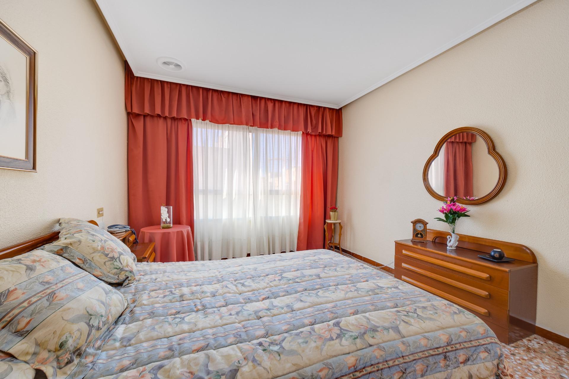 Apartment in Torrevieja - Image 19