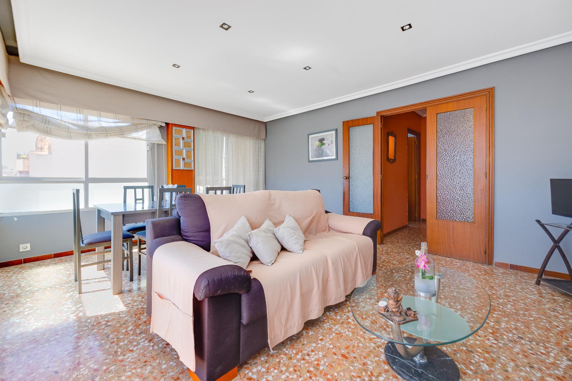 Apartment in Torrevieja - Image 3