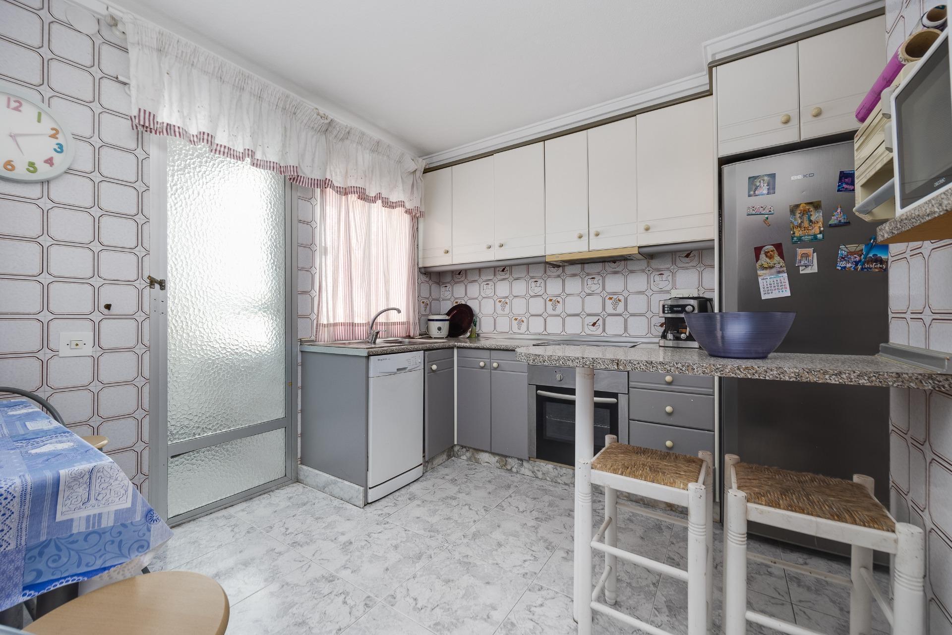 Apartment in Torrevieja - Image 9