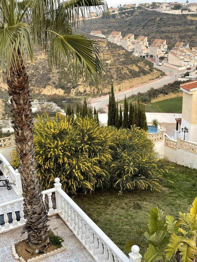 7-Bedroom Villa in La Marquesa, Rojales - Image 33